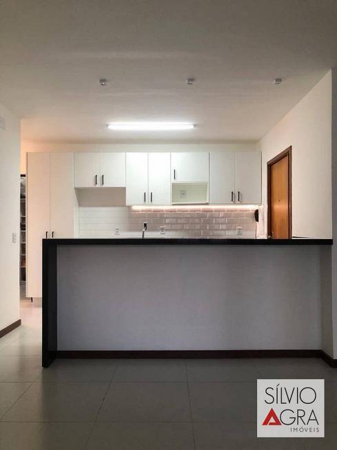 Foto 1 de Apartamento com 4 Quartos à venda, 106m² em Pituba, Salvador