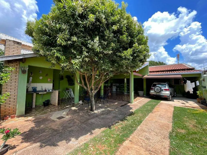 Foto 1 de Casa com 2 Quartos à venda, 110m² em Coronel Antonino, Campo Grande