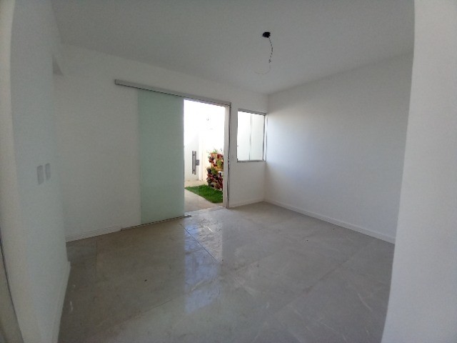 Foto 2 de Casa com 2 Quartos à venda, 60m² em , São José da Lapa