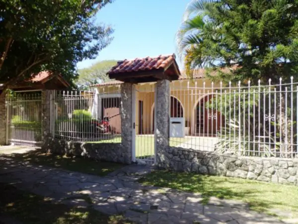 Foto 1 de Casa com 3 Quartos à venda, 259m² em Ipanema, Porto Alegre