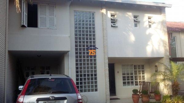 Foto 1 de Casa com 3 Quartos à venda, 300m² em Ipanema, Porto Alegre