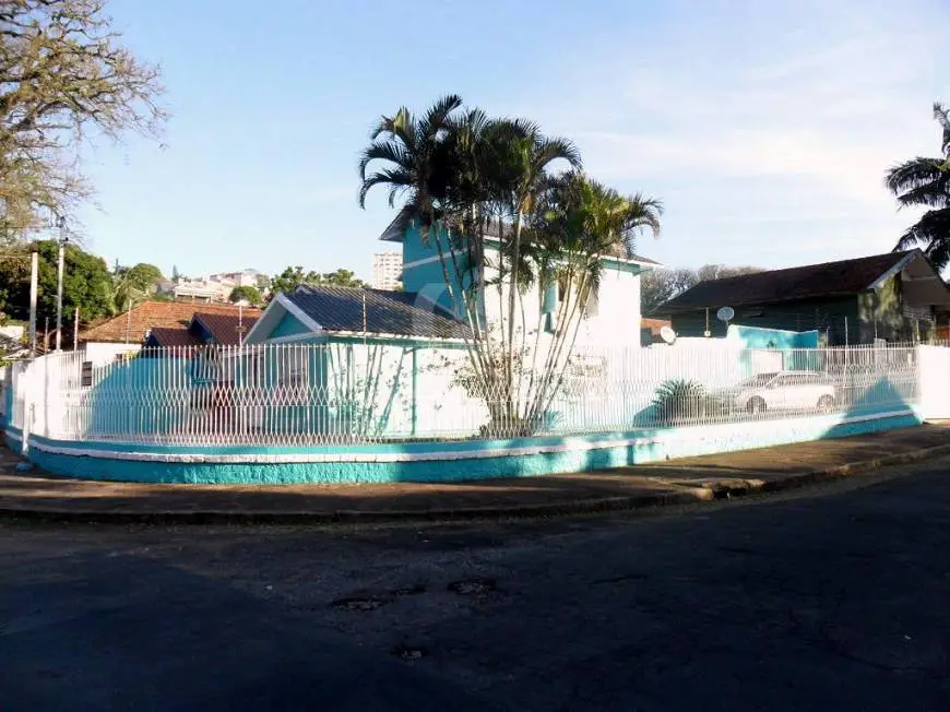 Foto 1 de Casa com 3 Quartos à venda, 212m² em Santa Tereza, Porto Alegre