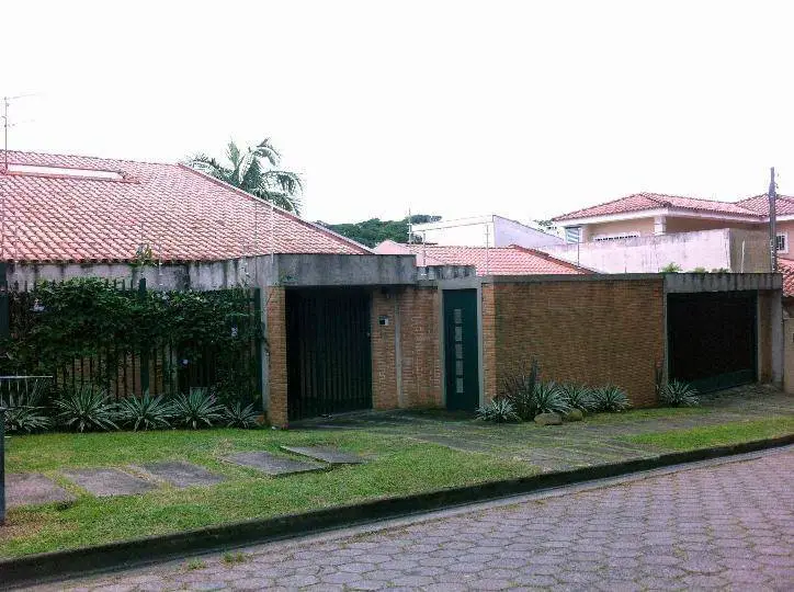 Foto 2 de Casa com 4 Quartos à venda, 600m² em Jardim America, Jacareí