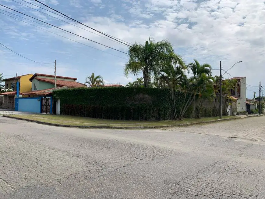 Foto 1 de Sobrado com 3 Quartos à venda, 200m² em , Itanhaém