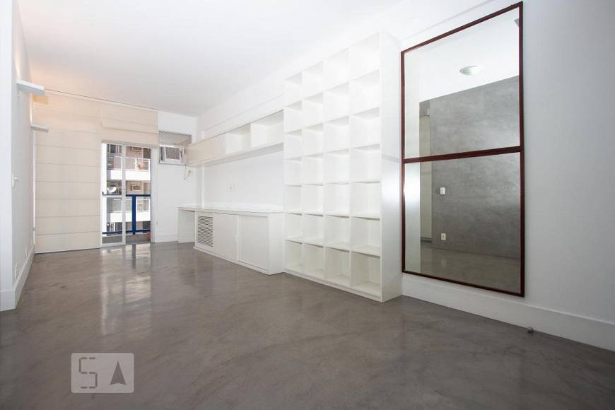 Foto 3 de Apartamento com 1 Quarto para alugar, 50m² em Humaitá, Rio de Janeiro