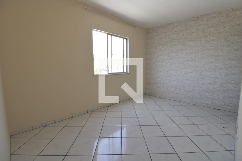 Foto 2 de Apartamento com 2 Quartos para alugar, 61m² em Cascadura, Rio de Janeiro