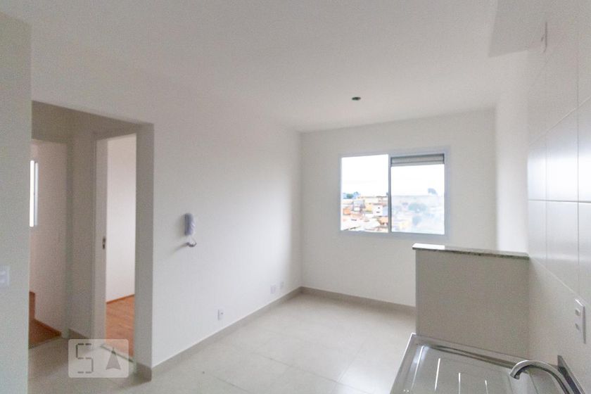 Foto 1 de Apartamento com 2 Quartos para alugar, 32m² em Sapopemba, São Paulo