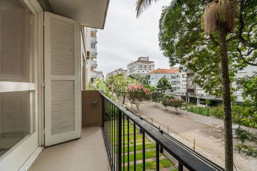 Foto 1 de Apartamento com 3 Quartos à venda, 138m² em Farroupilha, Porto Alegre