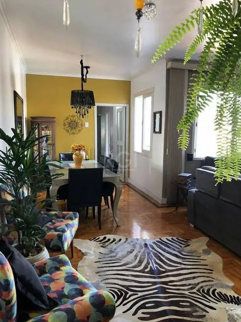 Foto 1 de Apartamento com 3 Quartos à venda, 1220m² em Independência, Porto Alegre