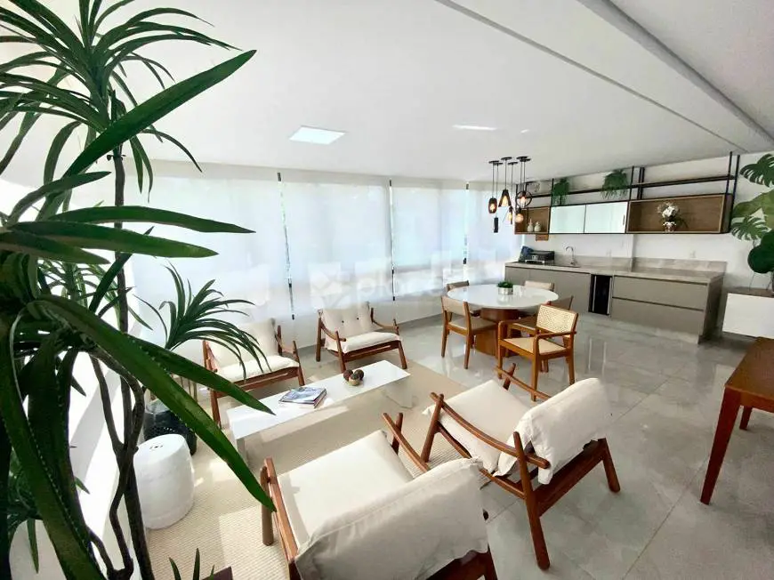 Foto 1 de Apartamento com 4 Quartos à venda, 232m² em Jardim Goiás, Goiânia