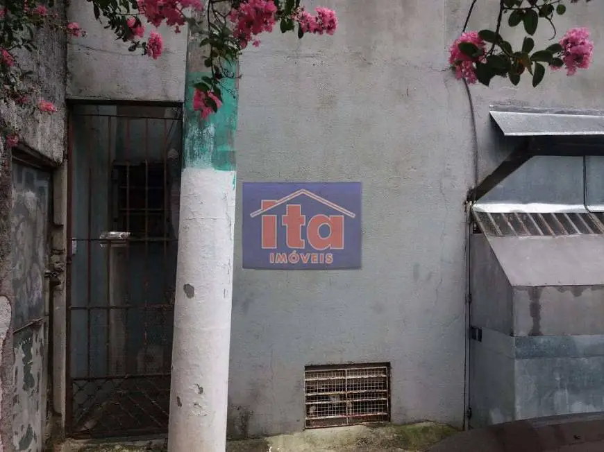 Foto 1 de Casa com 2 Quartos para alugar, 44m² em Cidade Domitila, São Paulo