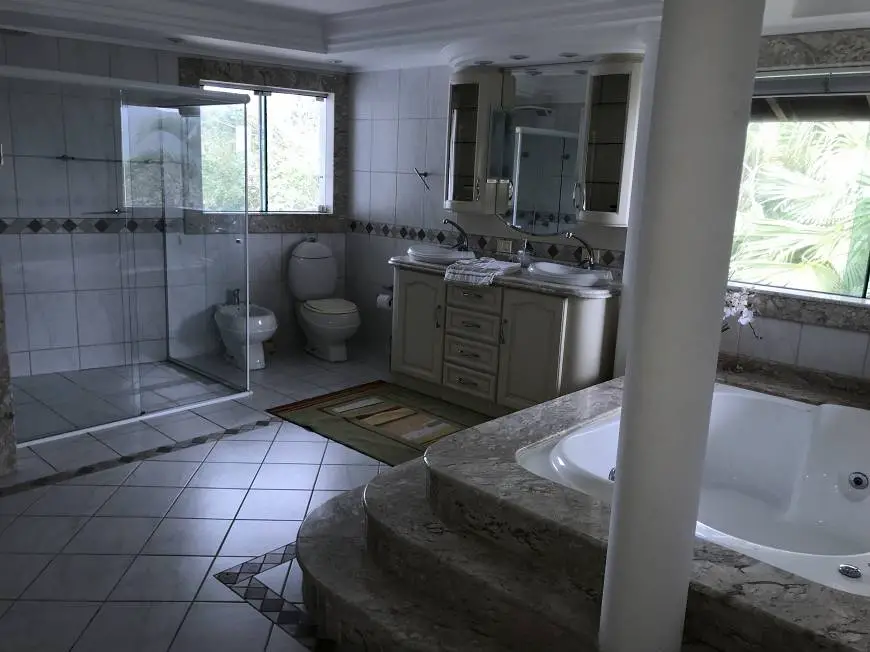 Foto 1 de Casa de Condomínio com 6 Quartos para alugar, 1200m² em Praia do Estaleiro, Balneário Camboriú