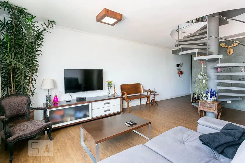 Foto 2 de Cobertura com 2 Quartos para alugar, 220m² em Sumaré, São Paulo