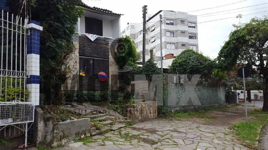 Foto 3 de Lote/Terreno à venda, 450m² em Jardim Lindóia, Porto Alegre