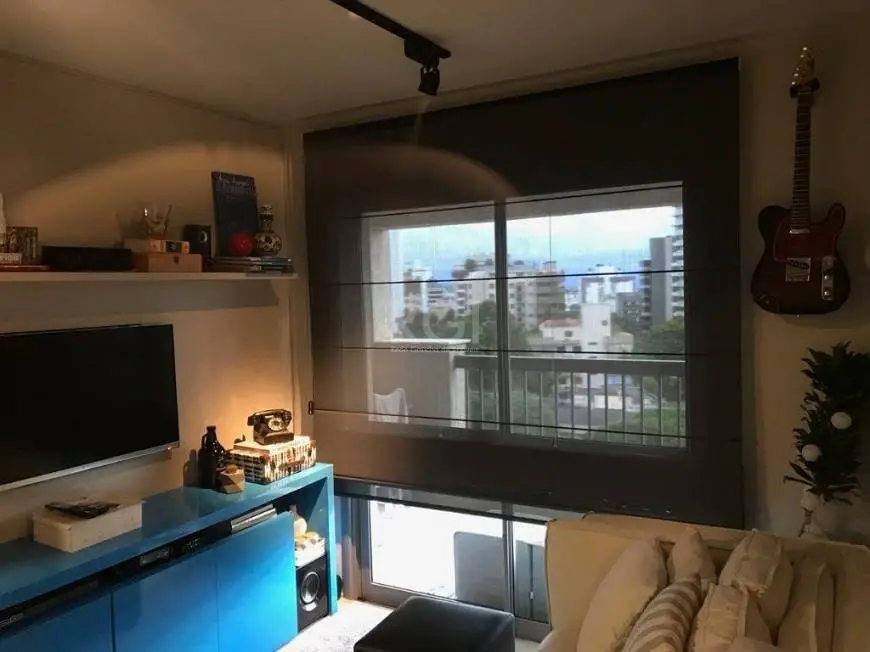 Foto 2 de Apartamento com 1 Quarto à venda, 57m² em Três Figueiras, Porto Alegre