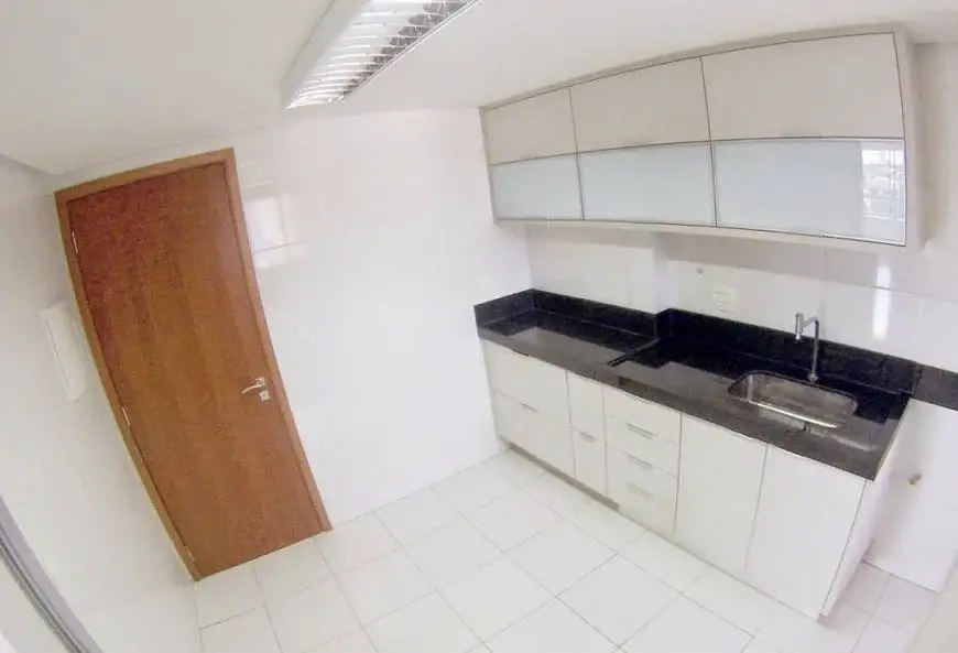 Foto 4 de Apartamento com 3 Quartos à venda, 80m² em Jardim Goiás, Goiânia
