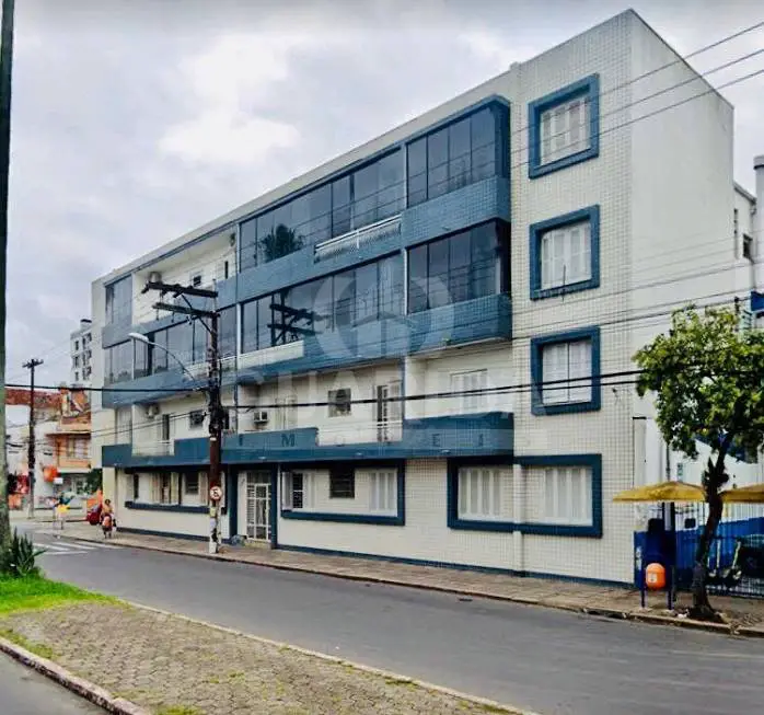 Foto 2 de Apartamento com 3 Quartos à venda, 81m² em Menino Deus, Porto Alegre