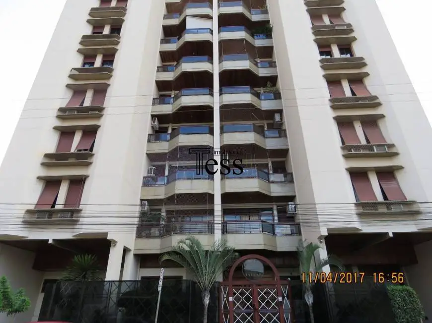 Foto 1 de Apartamento com 4 Quartos para alugar, 133m² em Centro, São José do Rio Preto
