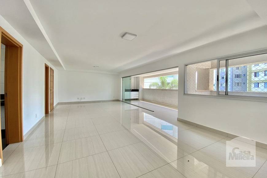Foto 4 de Apartamento com 4 Quartos à venda, 156m² em Sion, Belo Horizonte