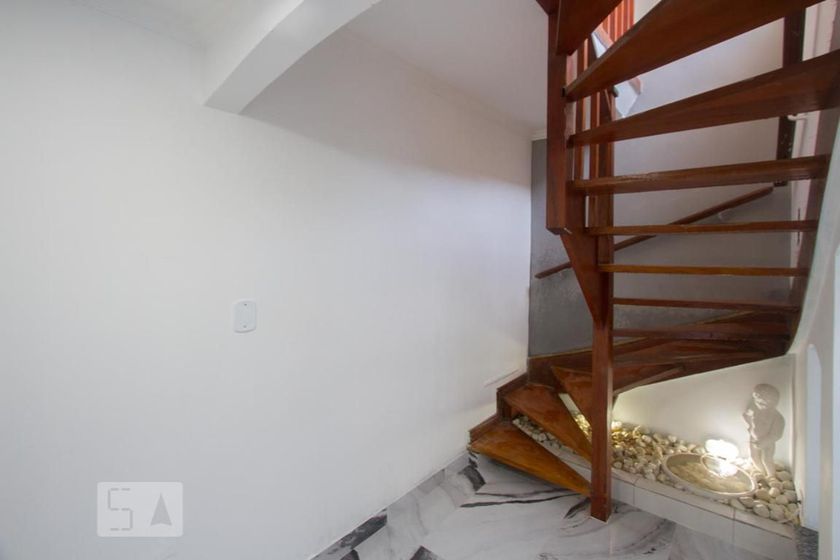 Foto 1 de Casa com 1 Quarto para alugar, 90m² em Santo Amaro, São Paulo