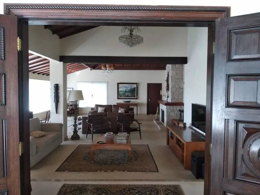 Foto 1 de Casa com 4 Quartos à venda, 400m² em Barra do Imbuí, Teresópolis