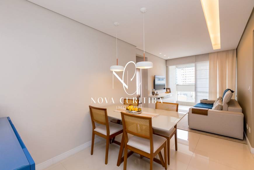 Foto 2 de Apartamento com 2 Quartos à venda, 67m² em Novo Mundo, Curitiba