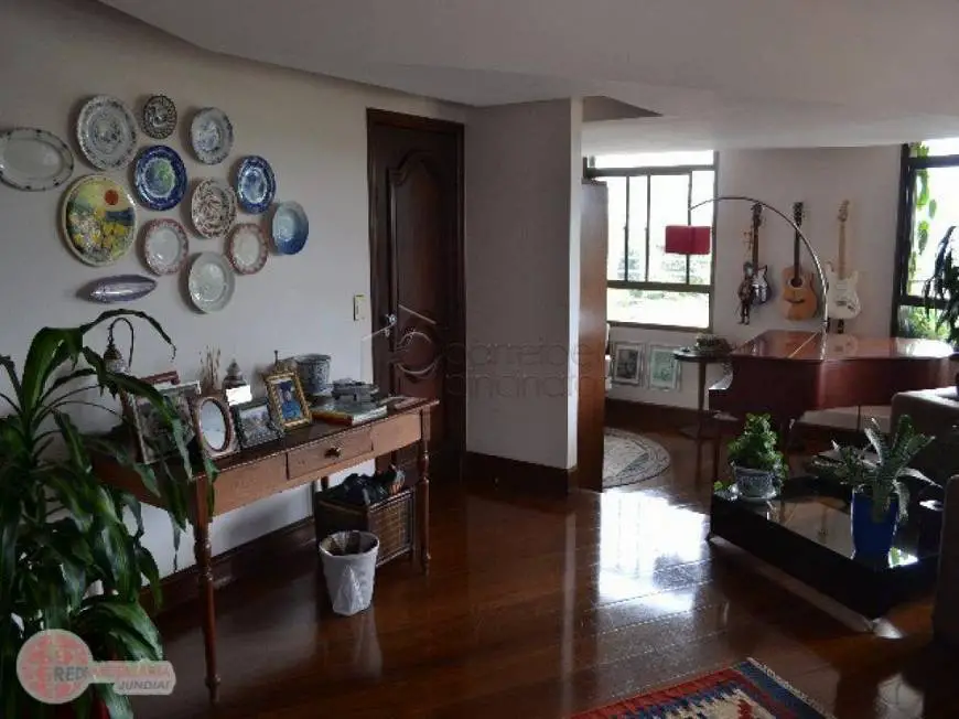 Foto 3 de Apartamento com 3 Quartos à venda, 260m² em Chácara Urbana, Jundiaí