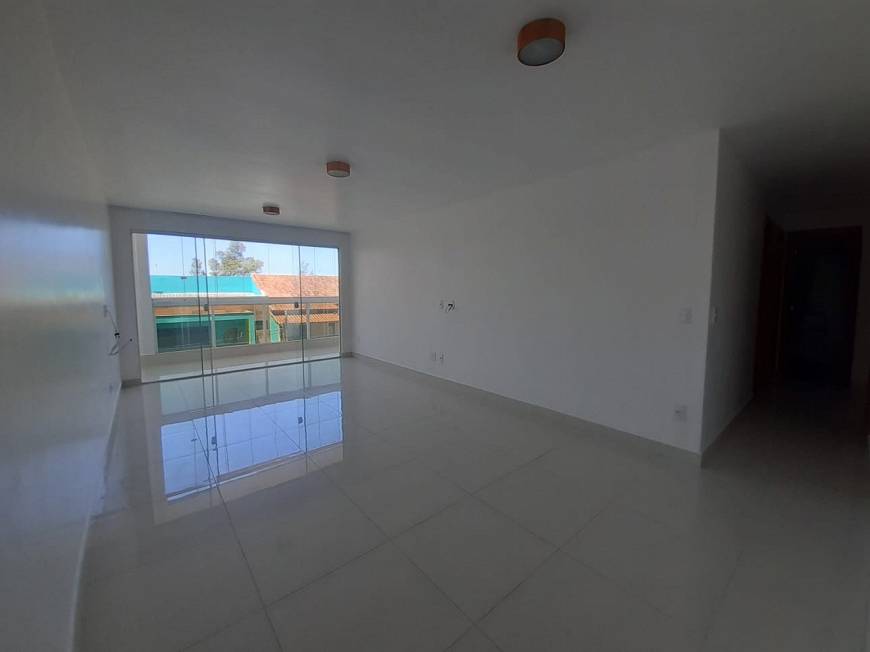 Foto 2 de Apartamento com 3 Quartos para alugar, 132m² em Praia do Pecado, Macaé