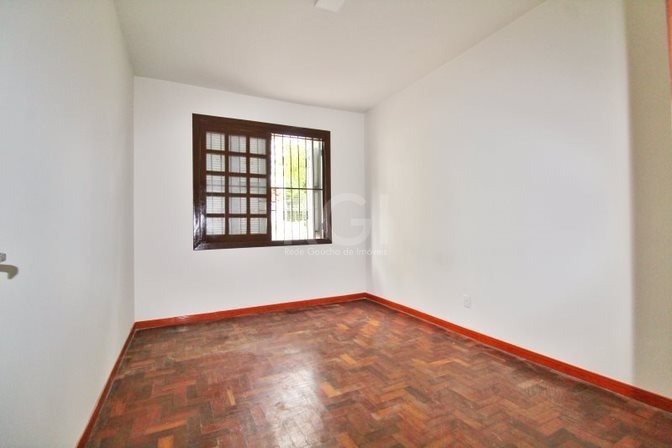 Foto 5 de Apartamento com 3 Quartos para alugar, 105m² em Teresópolis, Porto Alegre