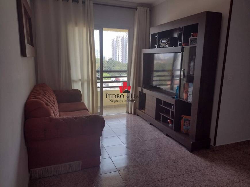 Foto 1 de Apartamento com 3 Quartos à venda, 63m² em Vila Carrão, São Paulo