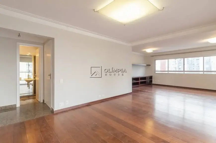 Foto 1 de Apartamento com 4 Quartos para alugar, 200m² em Paraíso, São Paulo