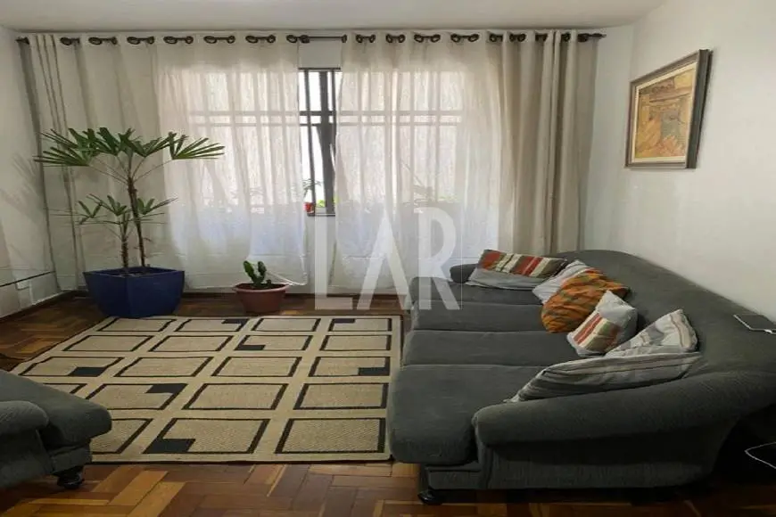 Foto 1 de Apartamento com 4 Quartos à venda, 135m² em Santo Antônio, Belo Horizonte