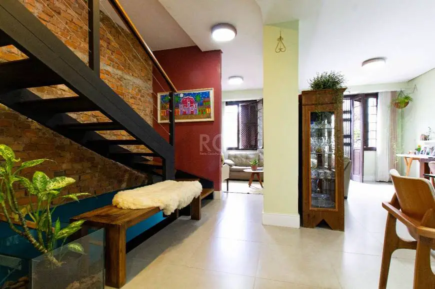 Foto 1 de Casa com 3 Quartos à venda, 295m² em Independência, Porto Alegre