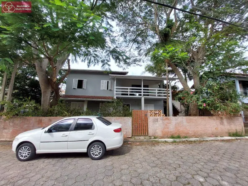 Foto 1 de Casa com 3 Quartos à venda, 300m² em Ingleses do Rio Vermelho, Florianópolis
