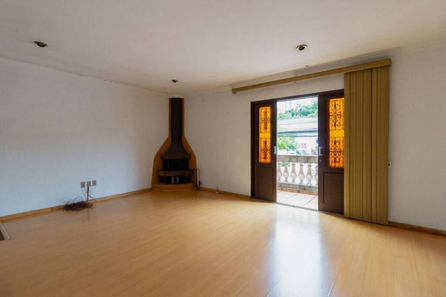Foto 1 de Casa com 4 Quartos à venda, 210m² em Butantã, São Paulo