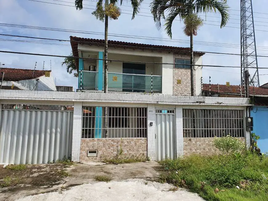 Foto 1 de Casa com 4 Quartos para alugar, 130m² em Coqueiro, Belém