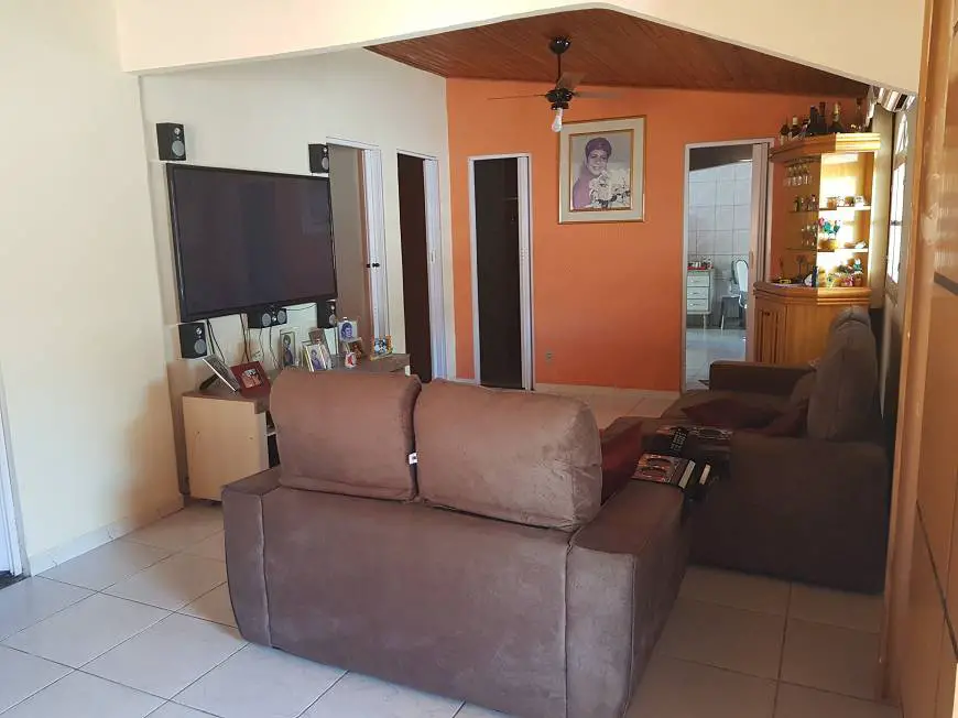 Foto 5 de Casa com 5 Quartos à venda, 350m² em Chapero, Itaguaí