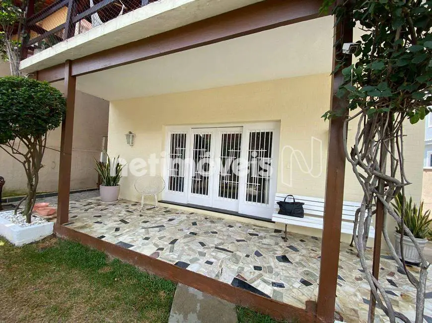 Foto 1 de Casa com 6 Quartos à venda, 393m² em Jardim Guanabara, Rio de Janeiro