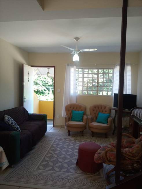Foto 2 de Casa de Condomínio com 2 Quartos à venda, 70m² em Das Posses, Serra Negra