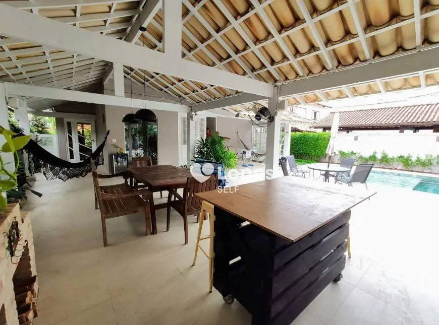 Foto 3 de Casa de Condomínio com 5 Quartos à venda, 328m² em Camboinhas, Niterói