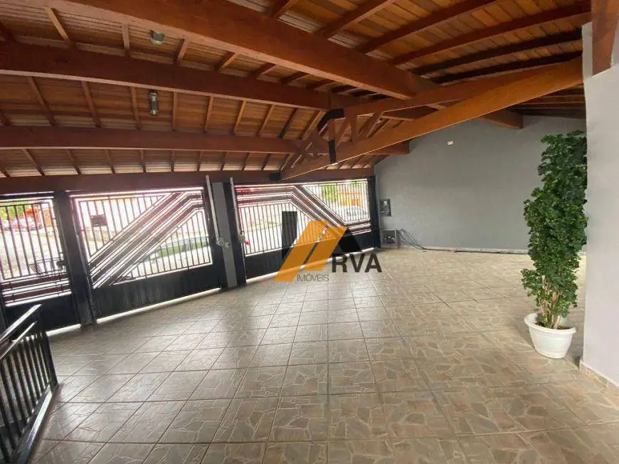 Foto 2 de Sobrado com 3 Quartos à venda, 250m² em Jardim Benintendi, Franco da Rocha
