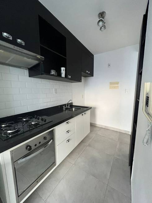 Foto 4 de Apartamento com 2 Quartos à venda, 59m² em Jardim da Glória, São Paulo