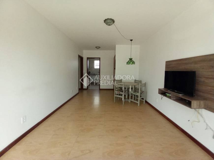 Foto 4 de Apartamento com 2 Quartos para alugar, 64m² em Petrópolis, Porto Alegre