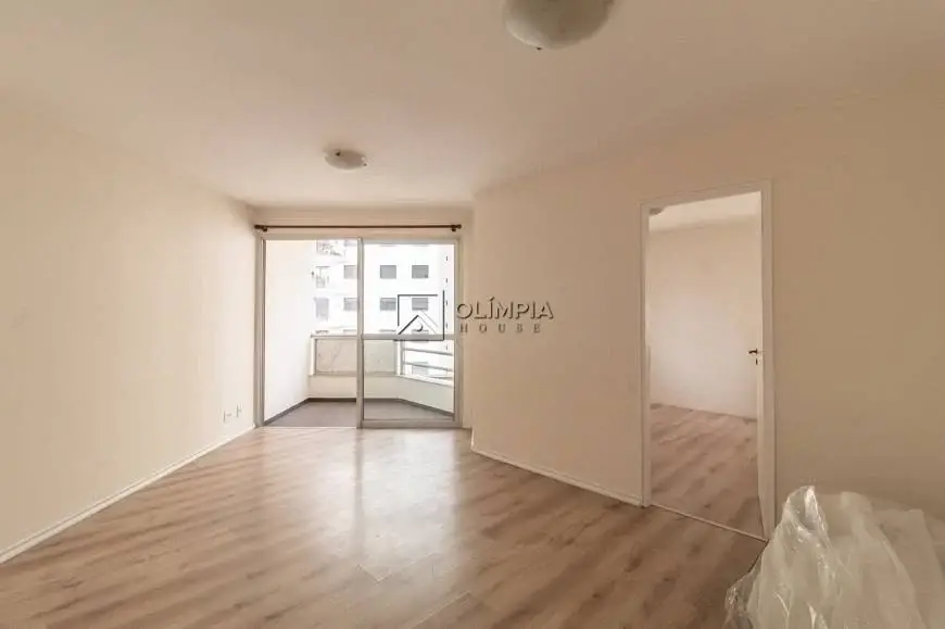 Foto 3 de Apartamento com 2 Quartos para alugar, 57m² em Vila Madalena, São Paulo