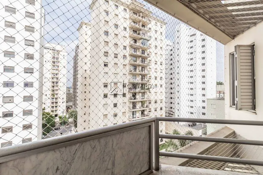 Foto 4 de Apartamento com 2 Quartos para alugar, 57m² em Vila Madalena, São Paulo