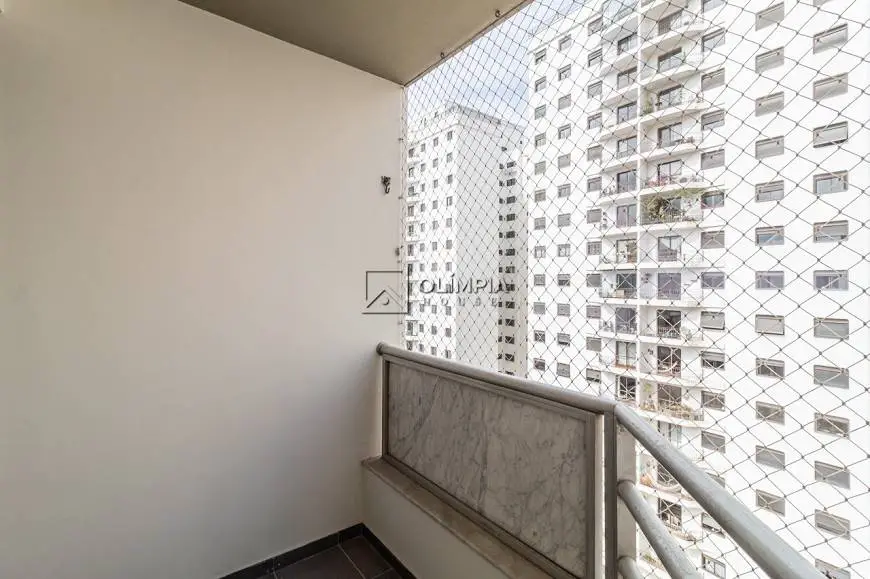 Foto 5 de Apartamento com 2 Quartos para alugar, 57m² em Vila Madalena, São Paulo