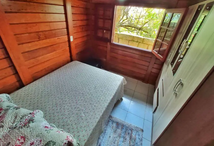 Foto 5 de Casa com 2 Quartos para alugar, 500m² em Praia do Estaleiro, Balneário Camboriú