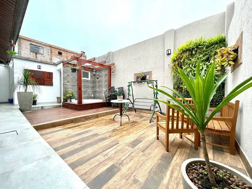Foto 5 de Casa com 3 Quartos à venda, 150m² em Boa Vista, Curitiba