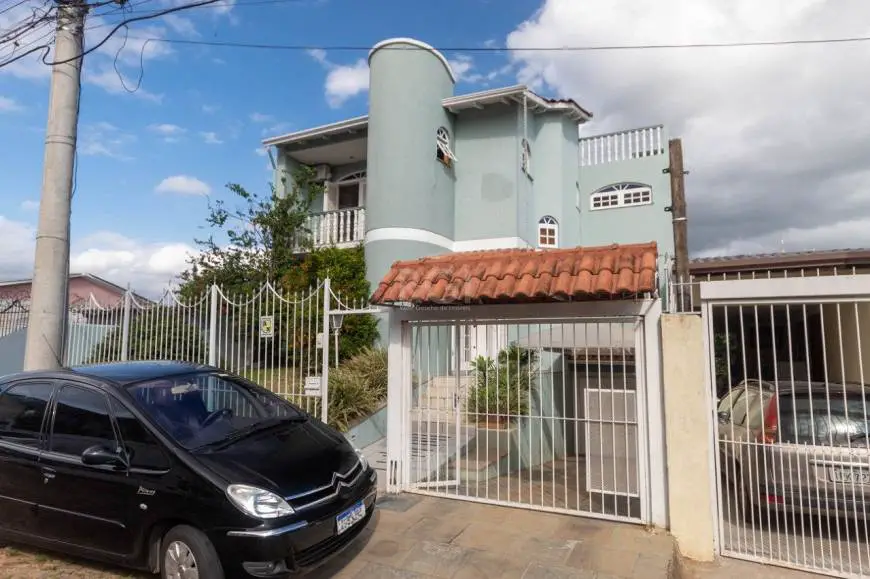 Foto 1 de Casa com 3 Quartos à venda, 250m² em Partenon, Porto Alegre