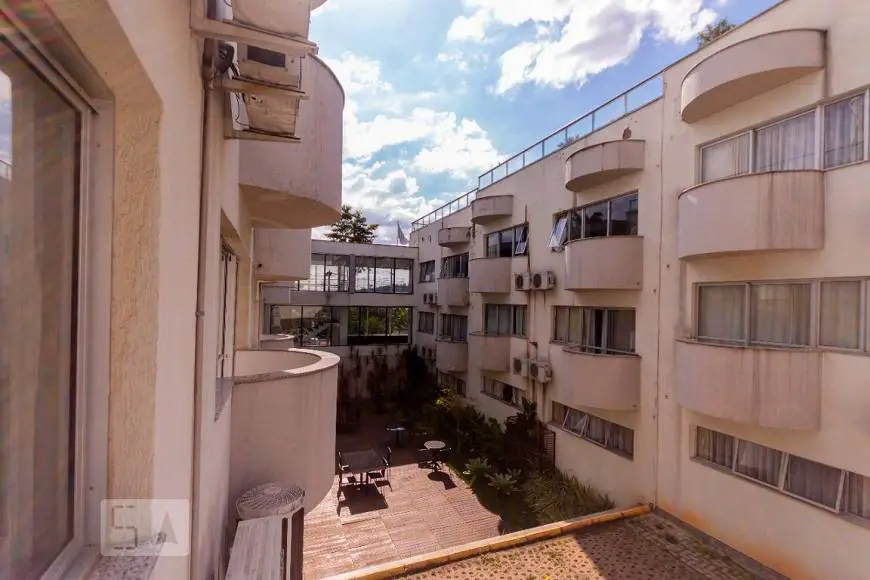 Foto 4 de Apartamento com 1 Quarto para alugar, 30m² em São Luíz, Belo Horizonte